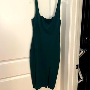 Dark green sleveless bodycon midi dresss